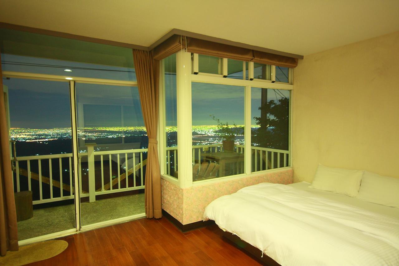 Sky lounge B&B Zhushan Exterior foto